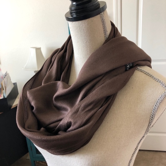 New Pashmina scarf - Picture 3 of 7